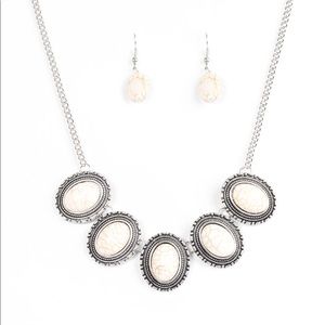 Ranch out white stone set